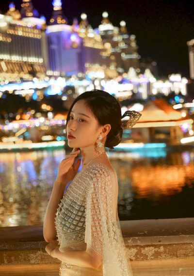 2018在线国产偷秋霞影院_剧情片在线观看高清
