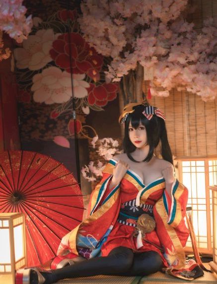 邪恶咸房东偷拍美女洗澡_剧情片电影全集观看