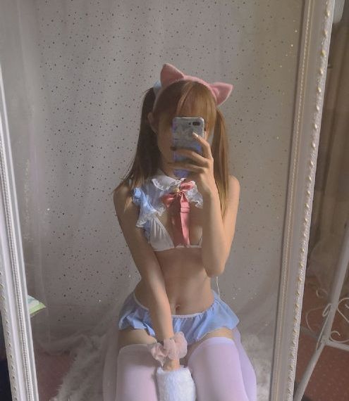 丰满大胸巨乳美女裸体图片_HD在线视频观看