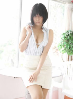 草久伊人网_超清免费播放