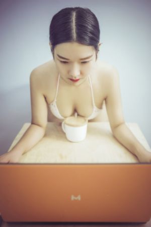 欧美一二三区高清在线_4K在线观看完整版