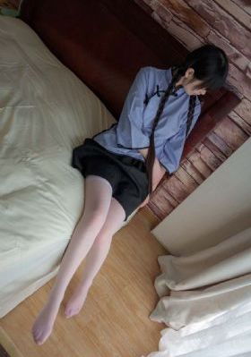 高傲女教师屈辱打开双腿小说_国产剧免费观看超清
