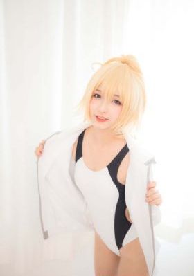 日韩美女吹潮图片_BD在线播放观看